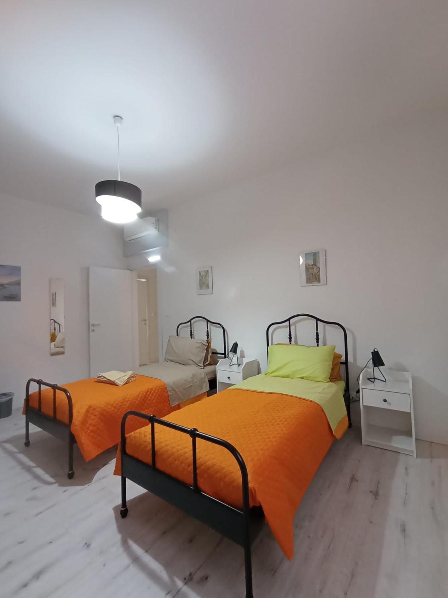 Bed and Breakfast La Dimora Degli Artisti - Болонья Экстерьер фото